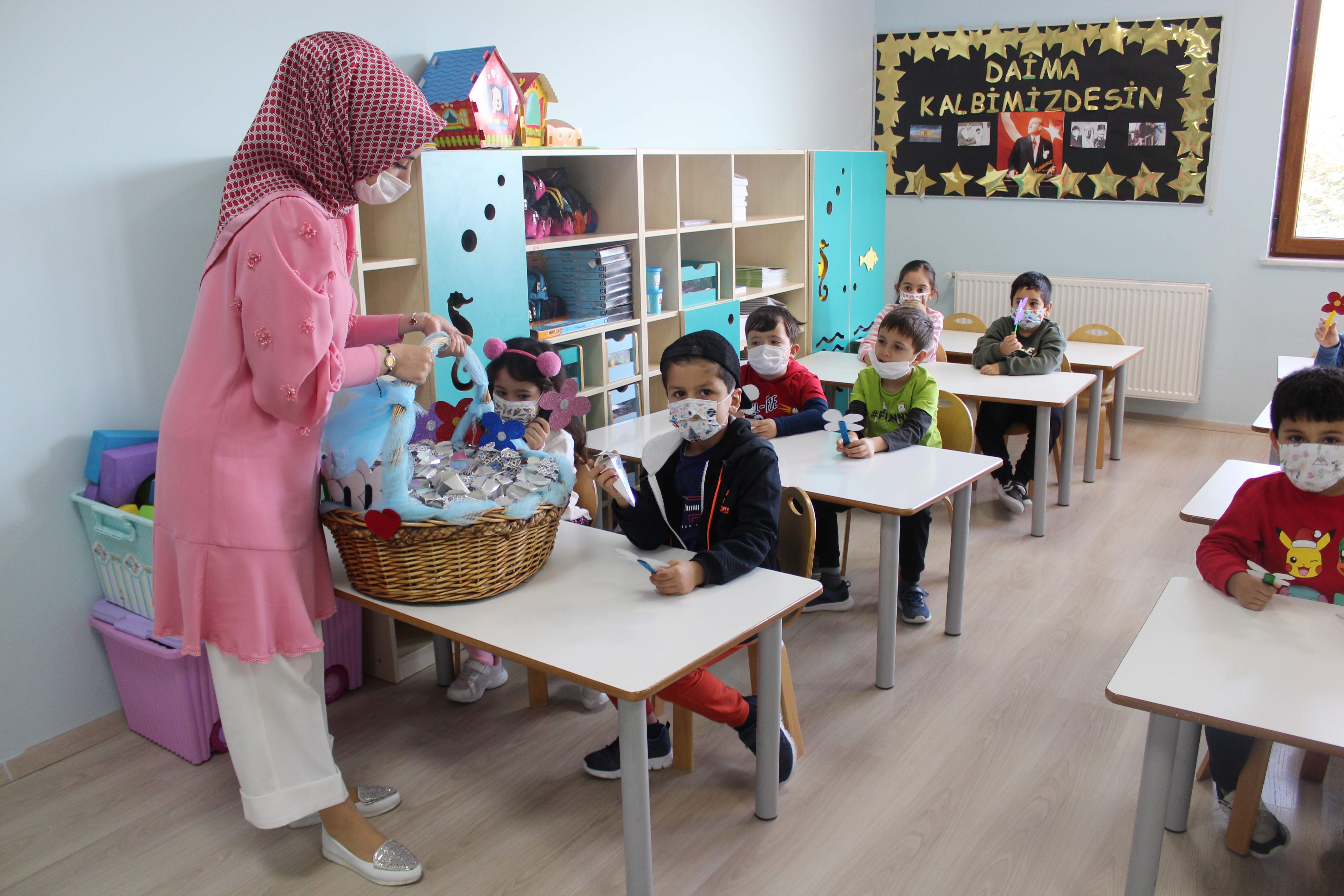 ALTINYILDIZ KREŞ VE ANAOKULU'NDA ÇOCUKLARIN GÖNÜLLERİN DE PEYGAMBER SEVGİSİ  ...