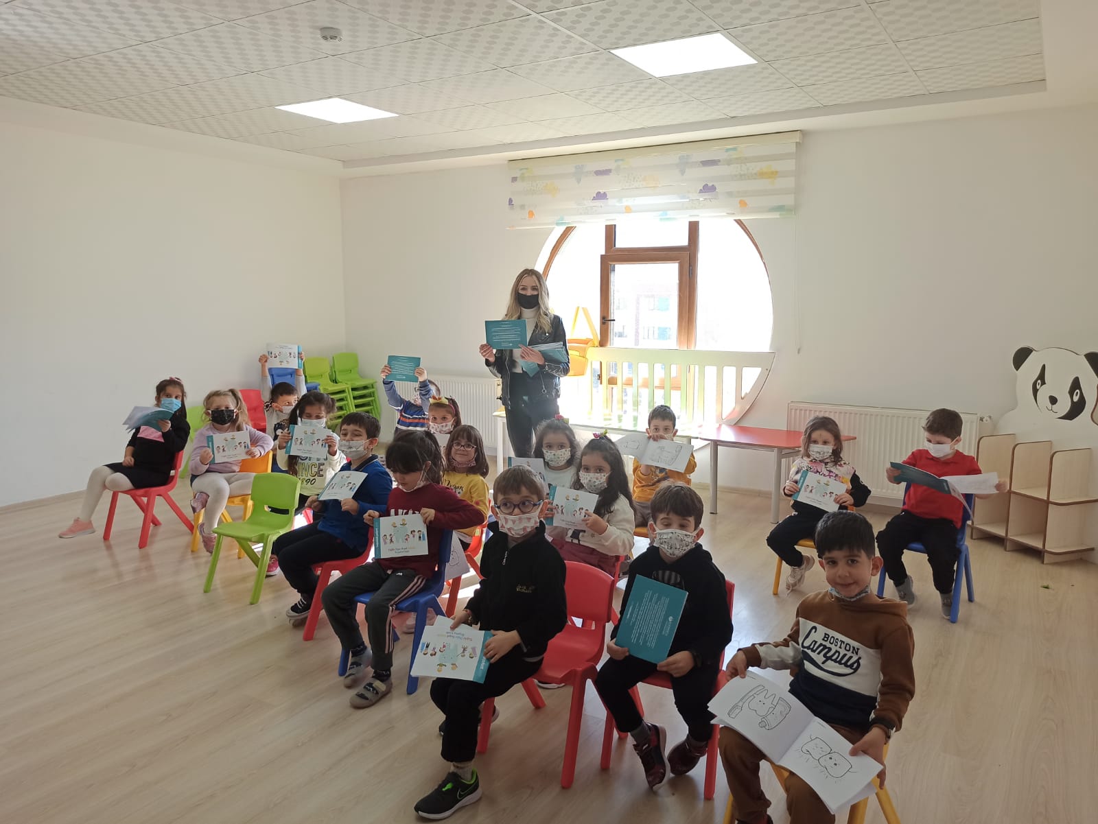 ALTINYILDIZ KREŞ VE ANAOKULU ÖĞRENCİLERİ DİŞ SAĞLIĞINA ÖNEM VERİYOR 