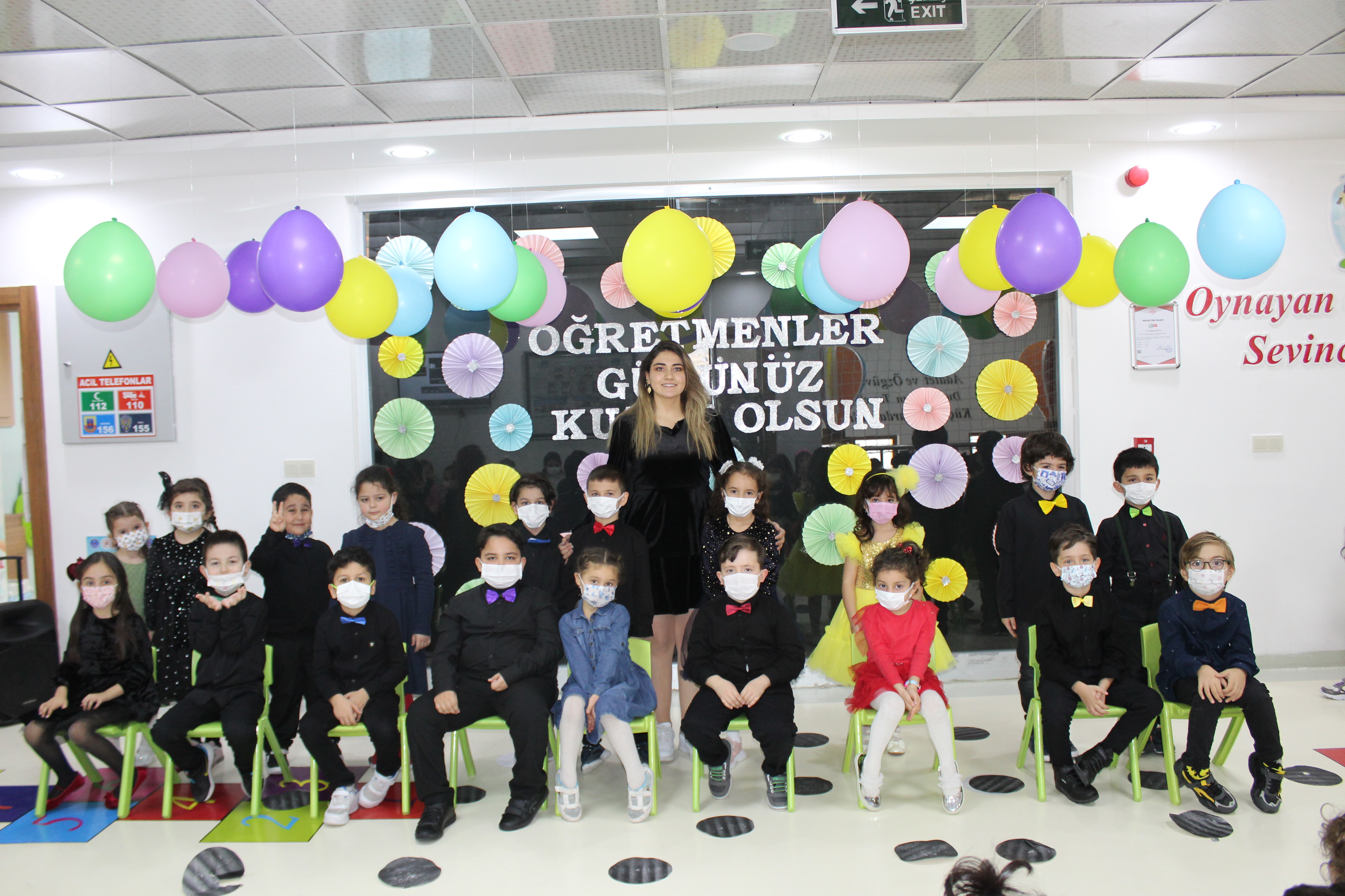    ALTINYILDIZ KREŞ VE ANAOKULUNDA ÖĞRETMENLER GÜNÜ COŞKUSU