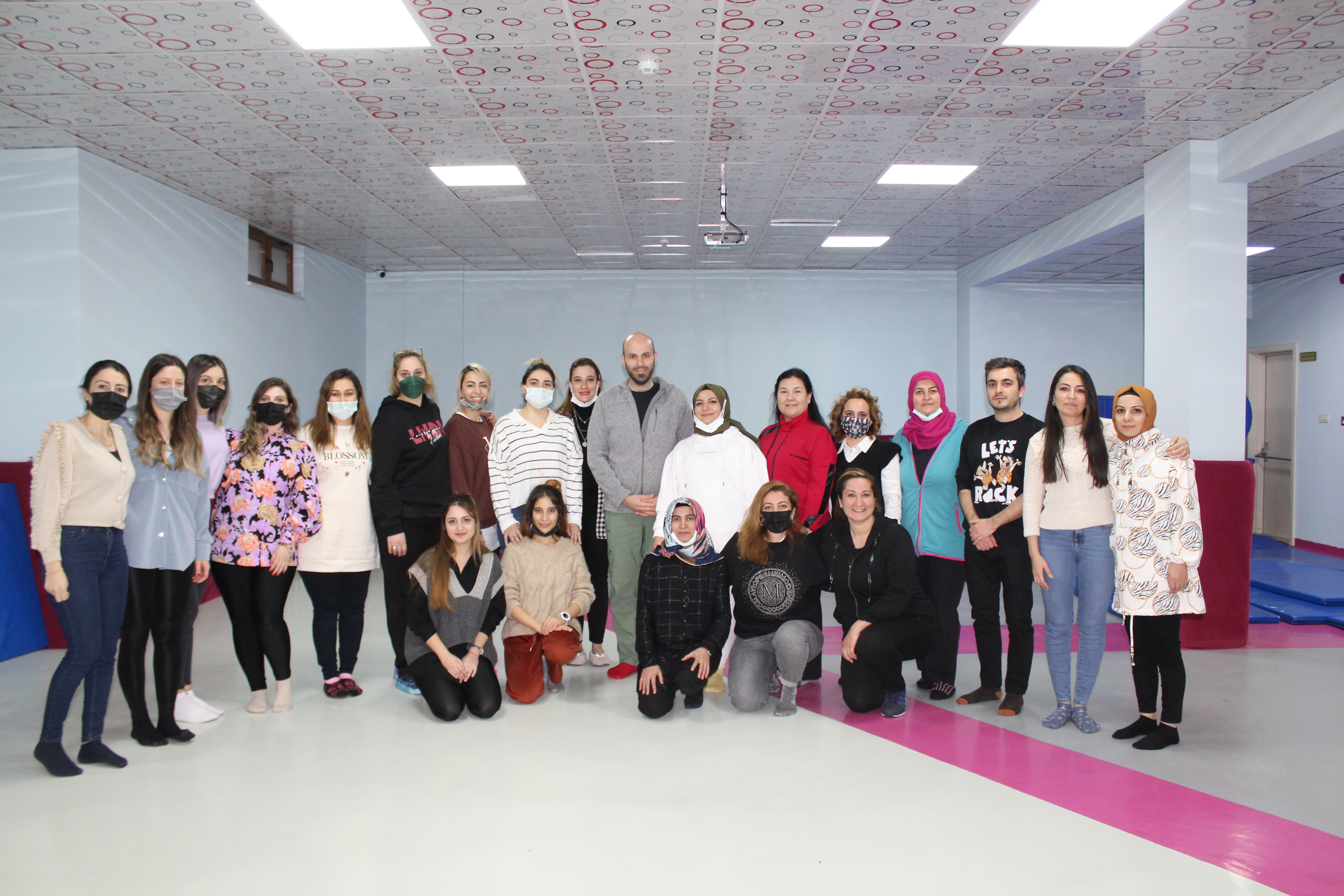 ALTINYILDIZ KREŞ VE ANAOKULU ÖĞRETMENLERİMİZ ORFF-SCHULWERK EĞİTİMİNDE