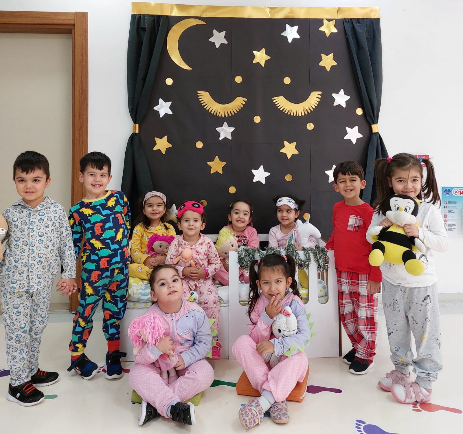 EN RAHAT PARTİ PİJAMA PARTİSİ !