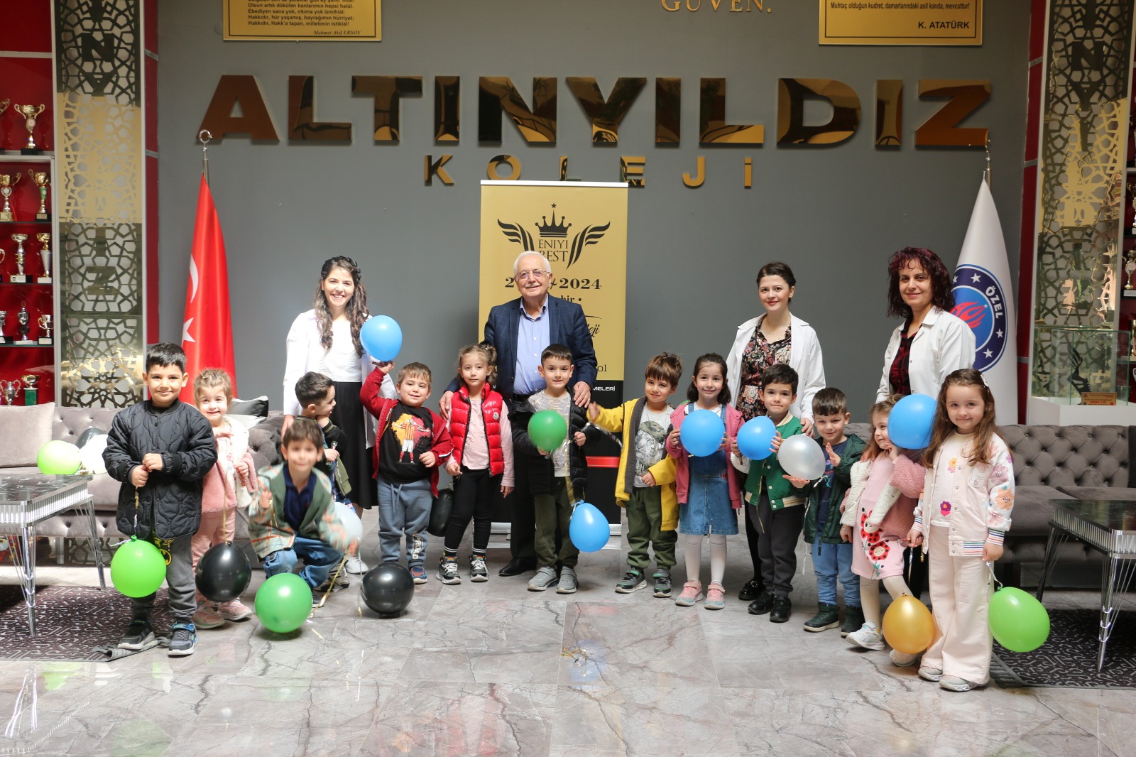 ÖZEL ALTINYILDIZ KREŞ VE ANAOKULU’NDAN BAYRAM KUTLAMASI